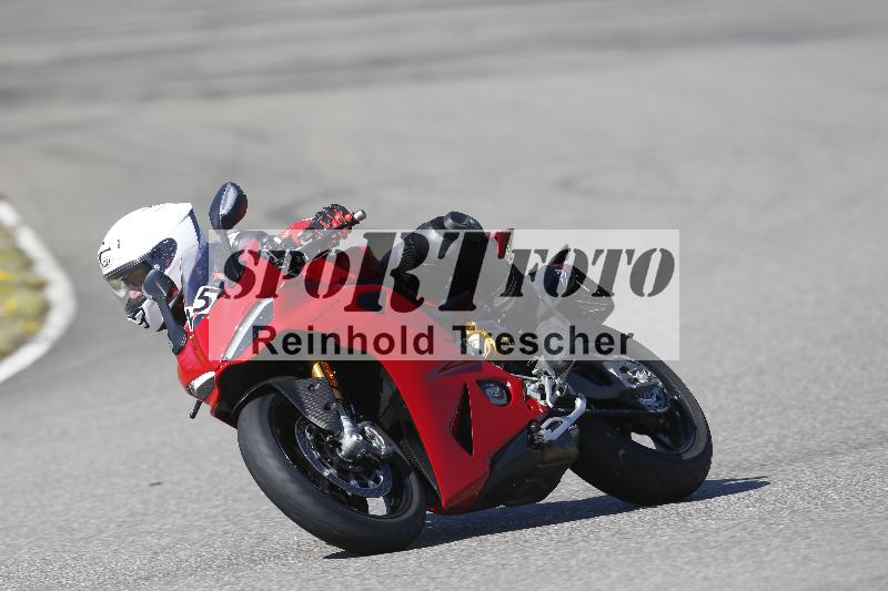 /05 07.04.2026 Cornu Master School ADR/Gruppe rot/25